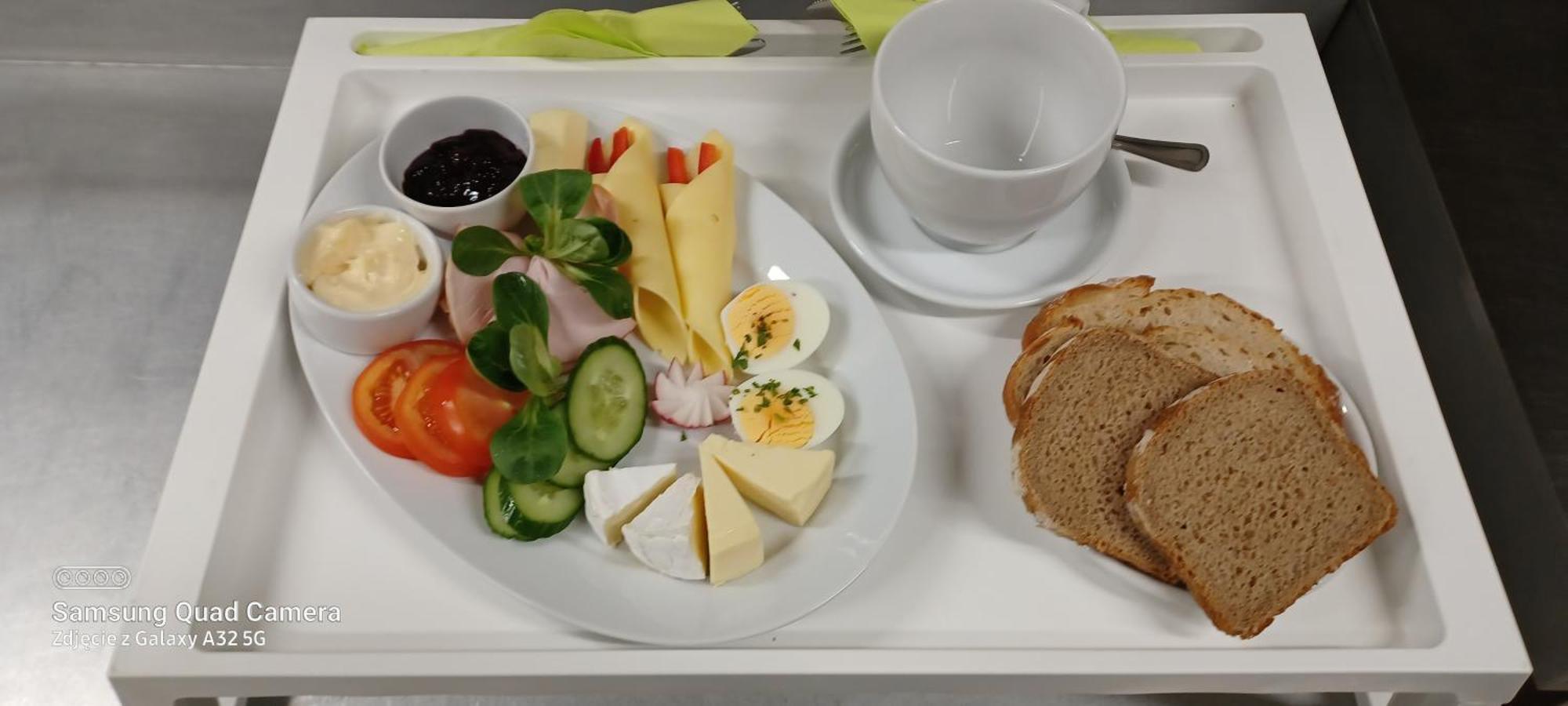 Wielkopolanka Pokoje Goscinne I Restauracja Chodzież Extérieur photo